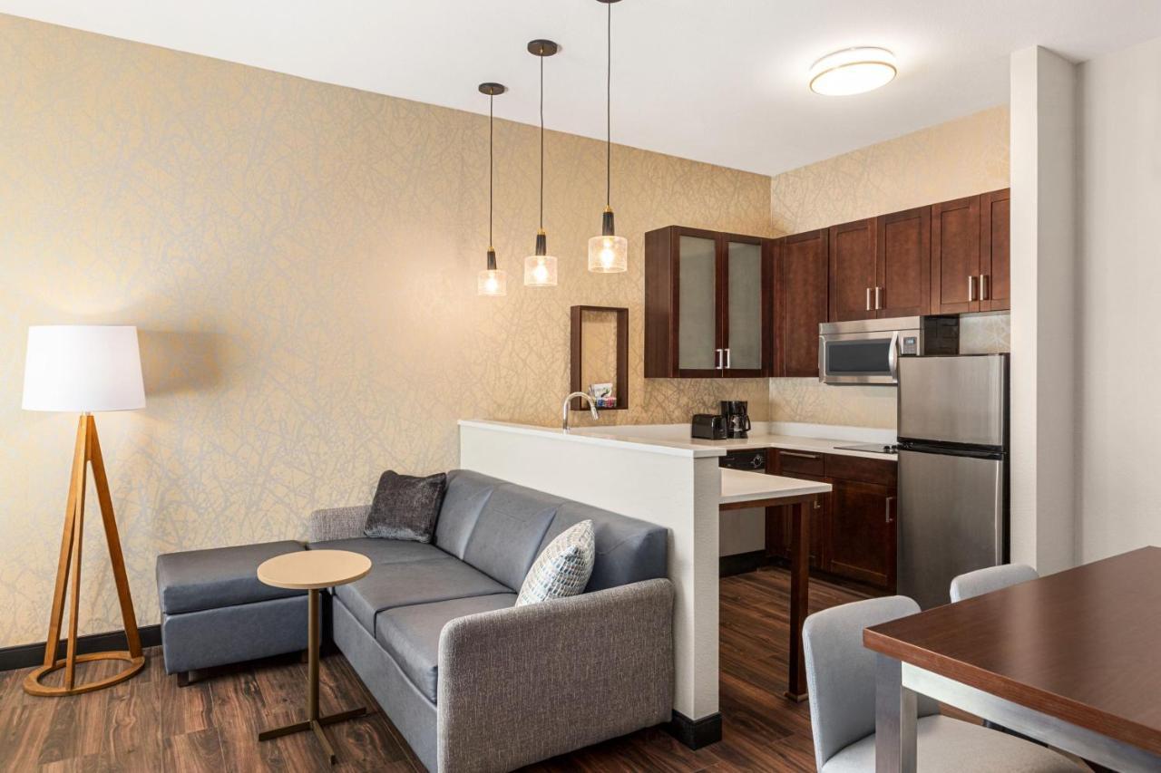 Residence Inn Denver Cherry Creek Bagian luar foto